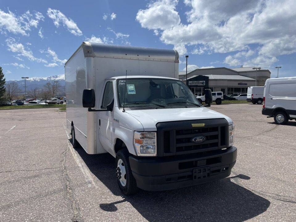 2024 FORD E-350