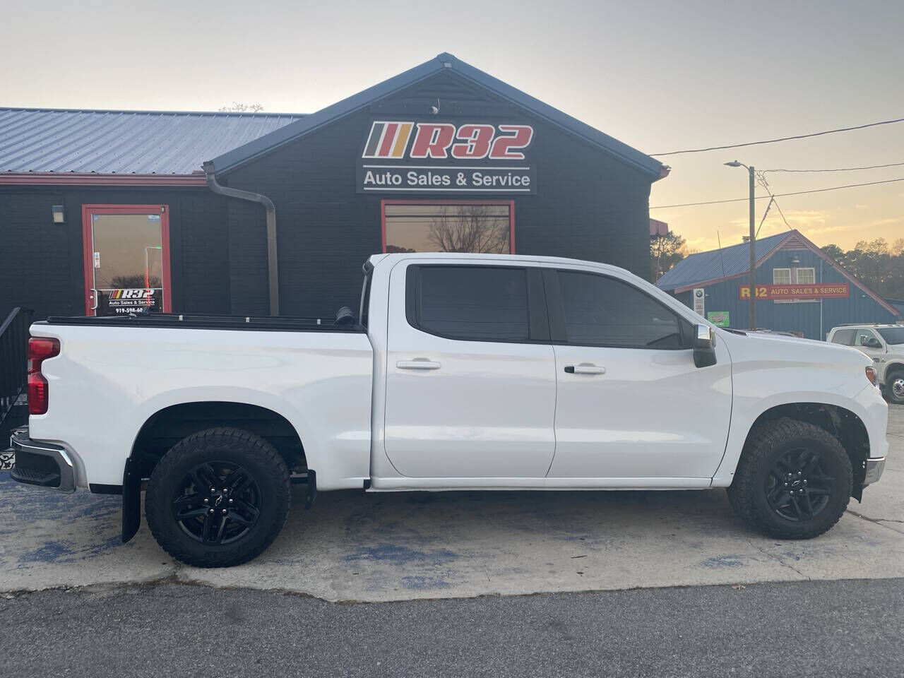 2023 CHEVROLET Silverado