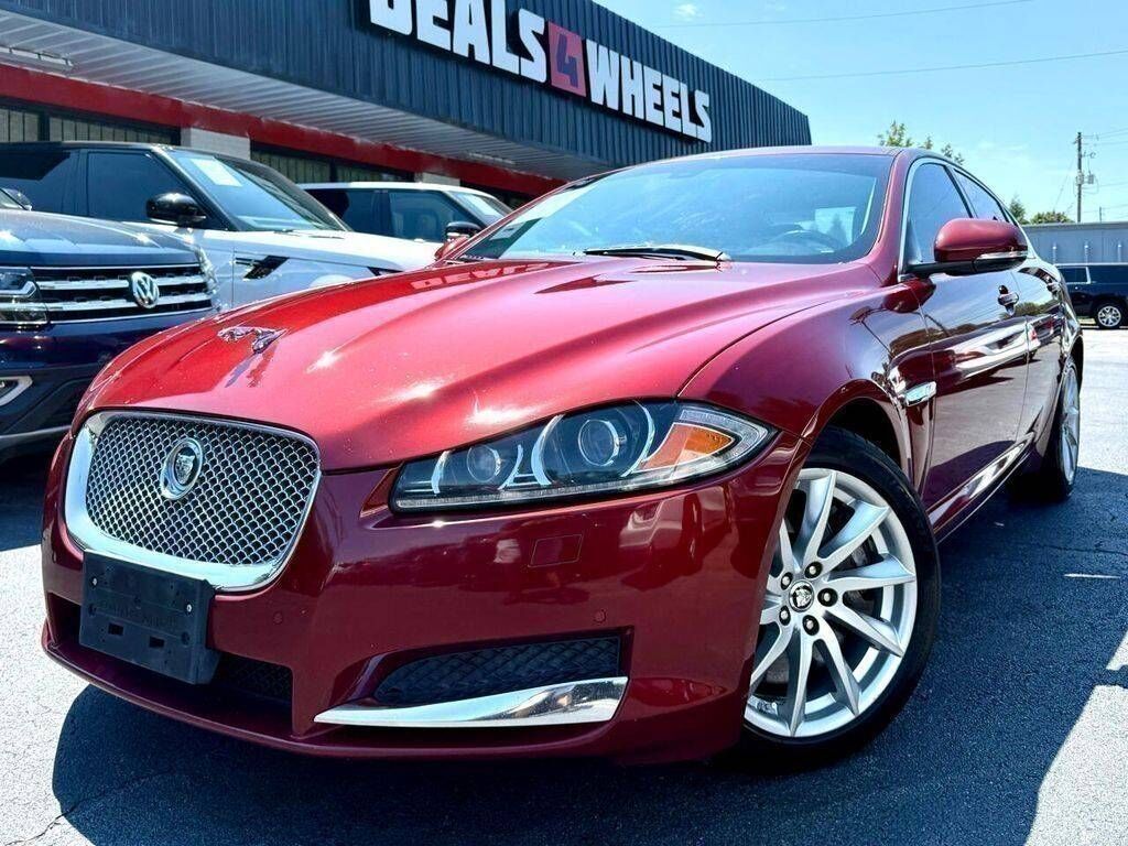 Jaguar XF