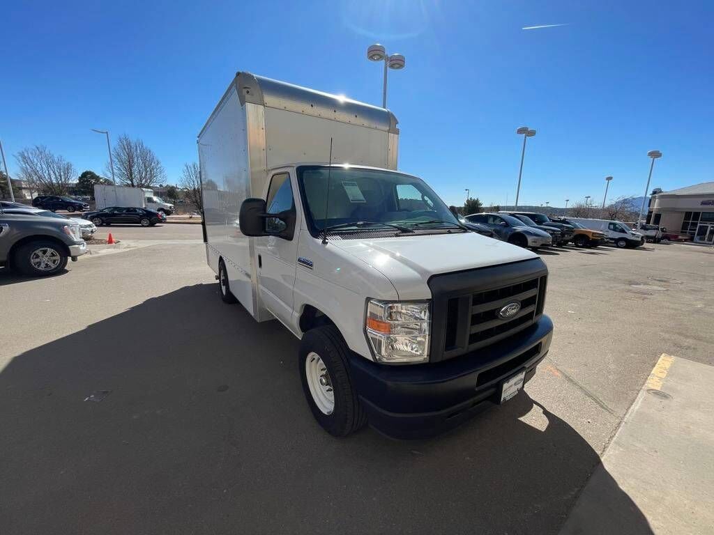 2023 FORD E-350