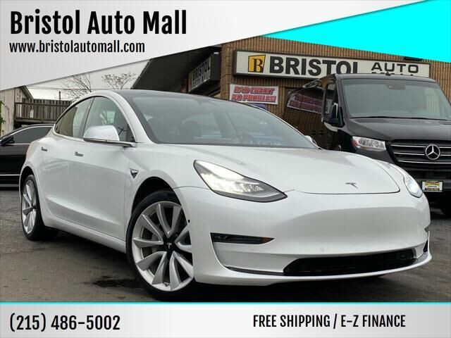 2020 TESLA Model 3