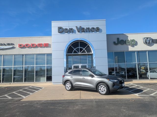 2025 FORD Escape