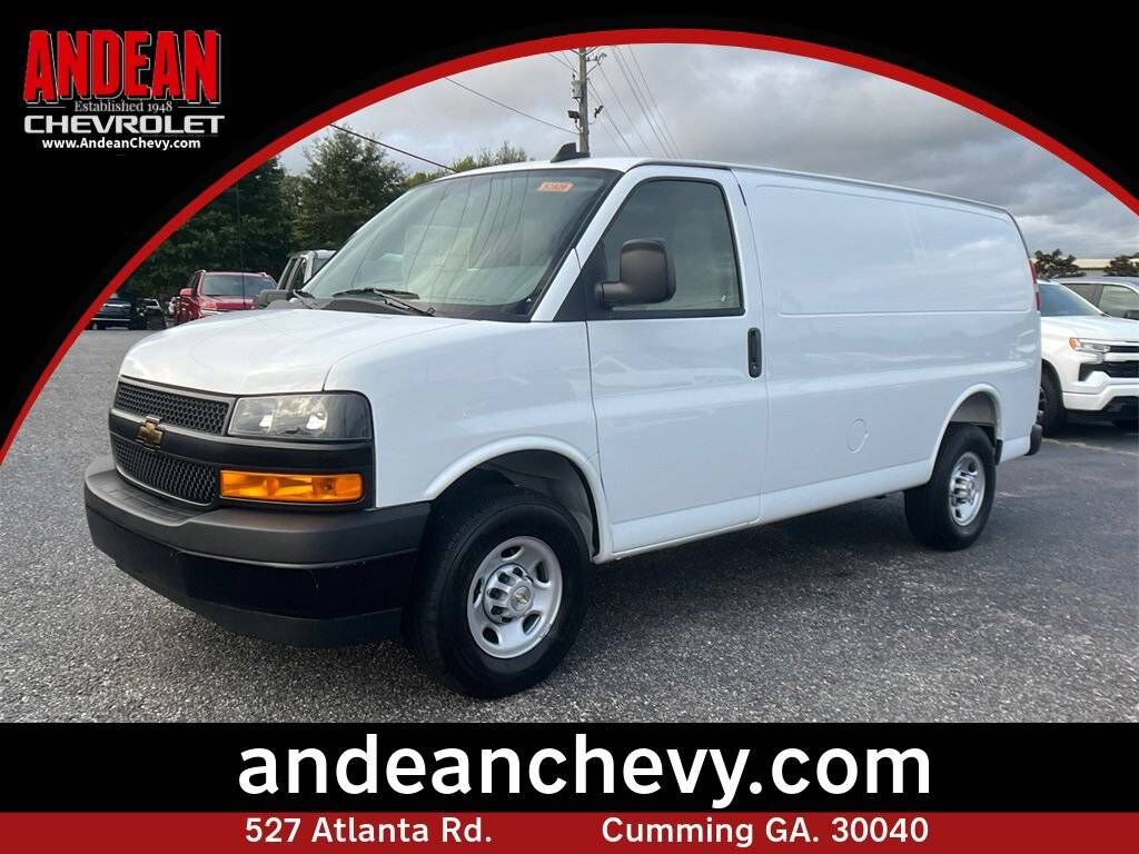 2025 CHEVROLET Express