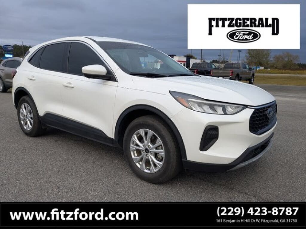 2023 FORD Escape