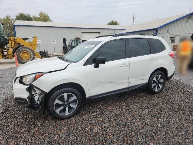 2018 SUBARU Forester