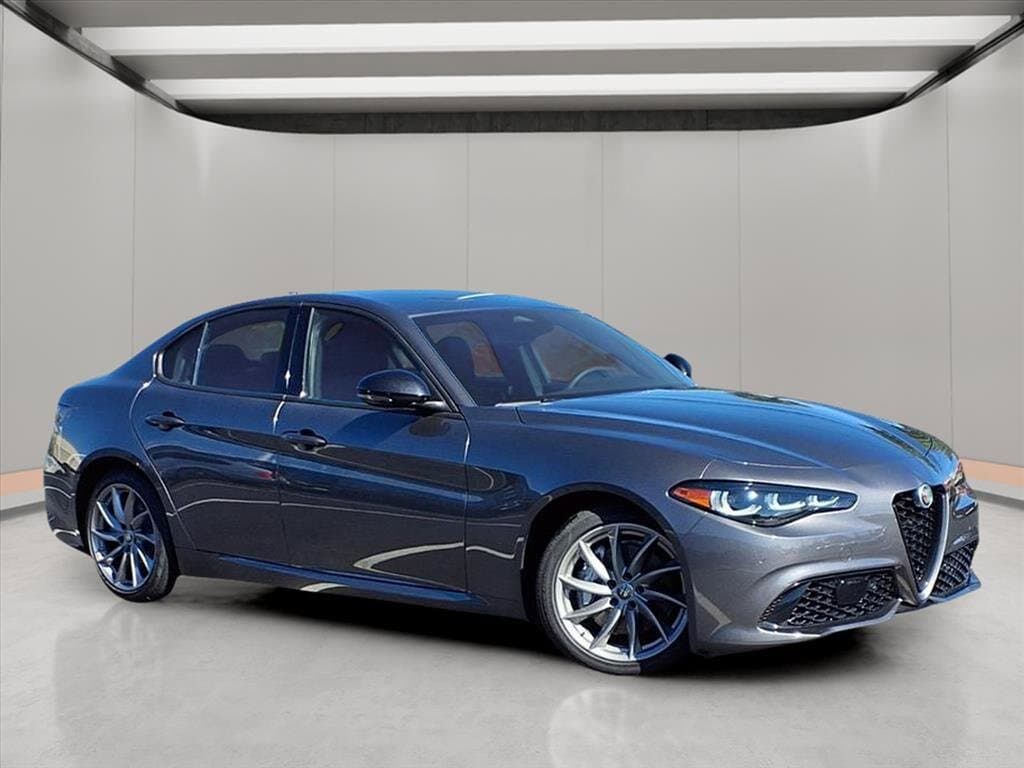 2025 ALFA ROMEO Giulia