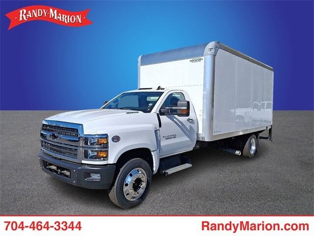 2024 GMC Silverado Medium Duty