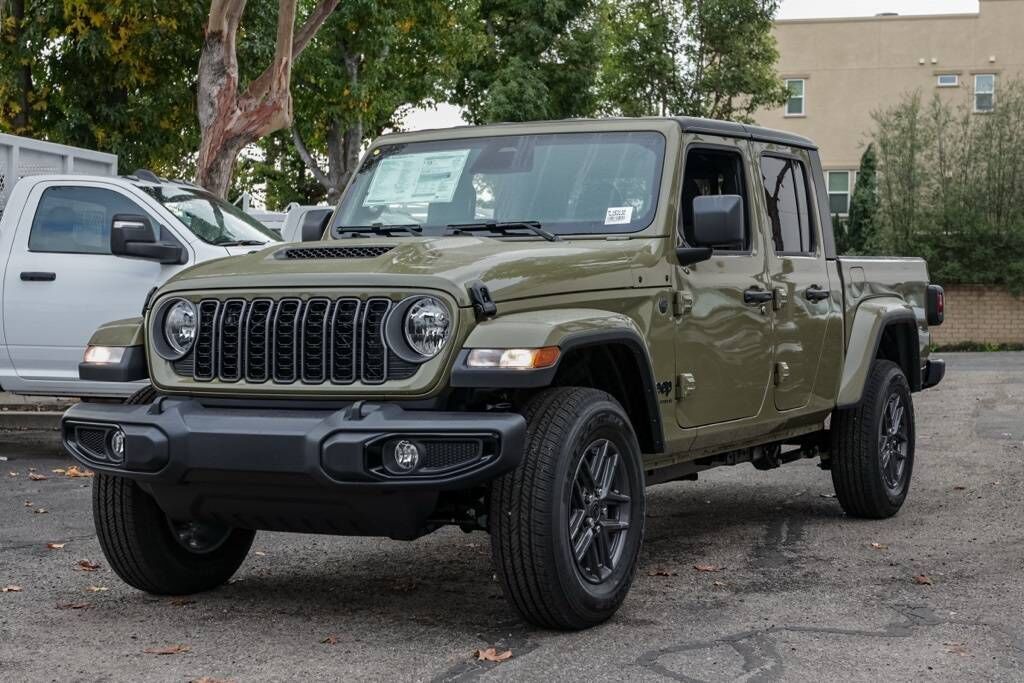 2026 JEEP Gladiator