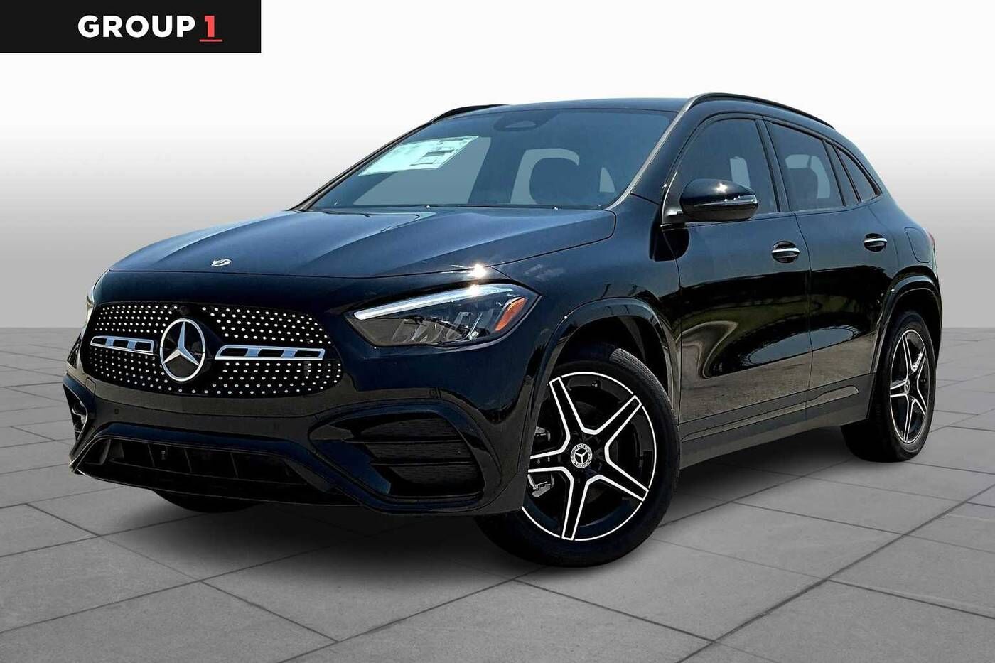 2025 MERCEDES-BENZ GLA-Class