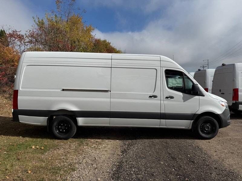 2025 Mercedes-Benz Sprinter