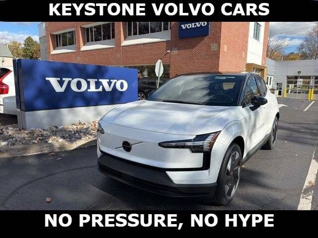 2026 VOLVO EX30