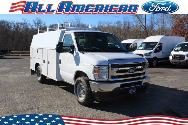 2026 FORD E-350