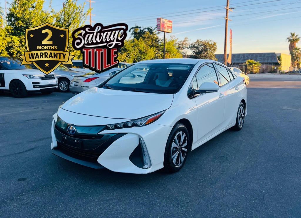2019 TOYOTA Prius