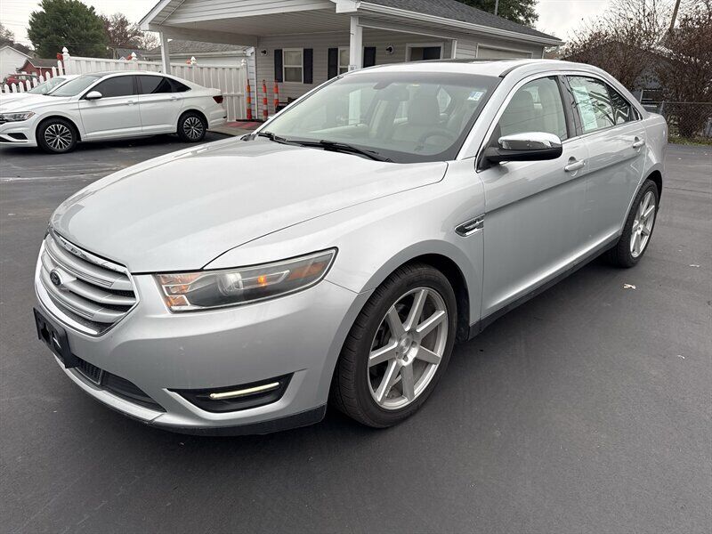 2015 FORD Taurus