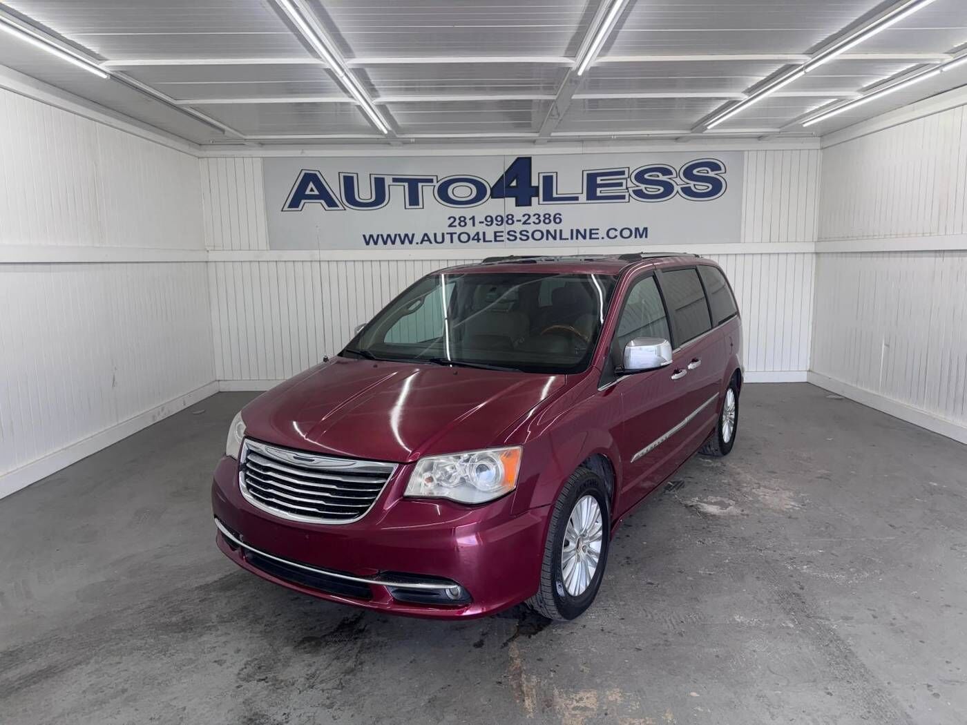 2012 CHRYSLER Town and Country
