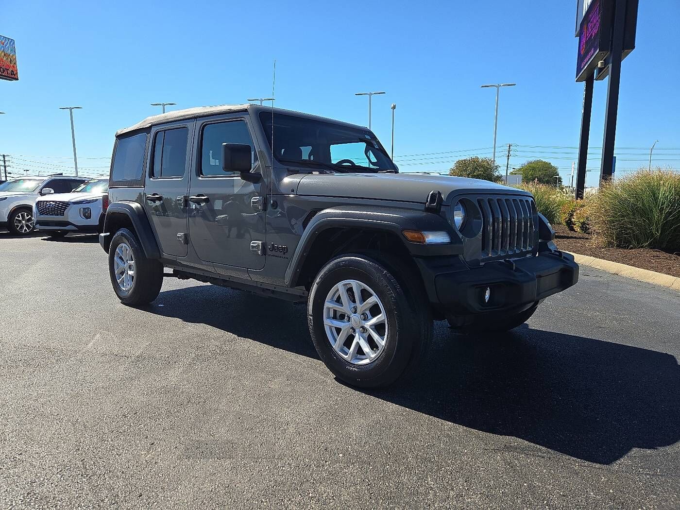 2023 JEEP Wrangler