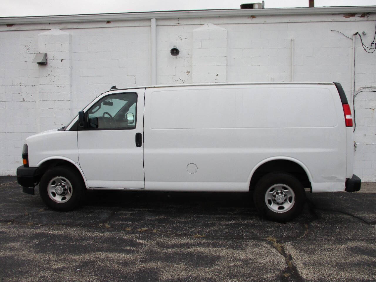 2018 CHEVROLET Express