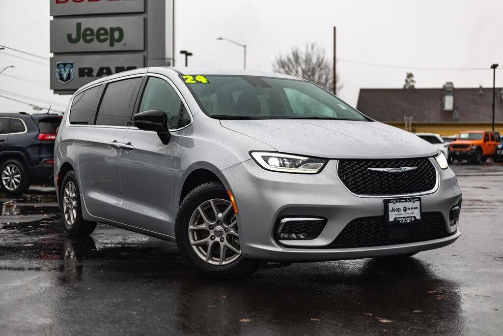 2024 CHRYSLER Pacifica