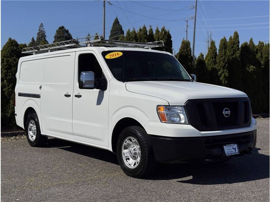 Nissan NV