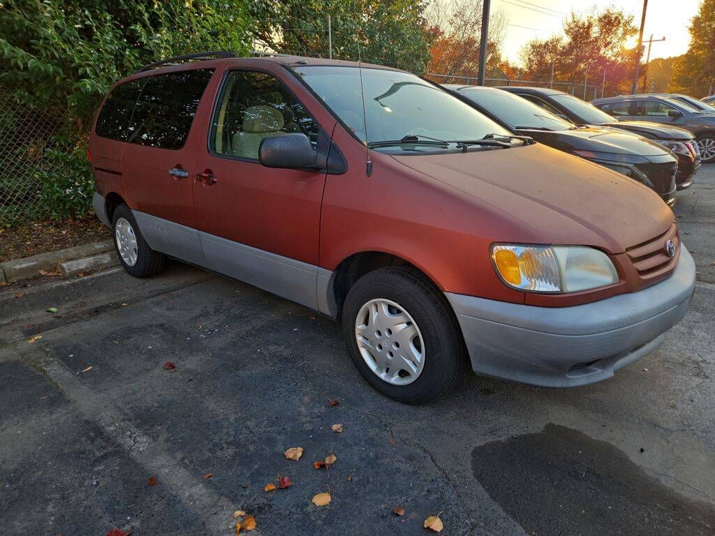 Toyota Sienna