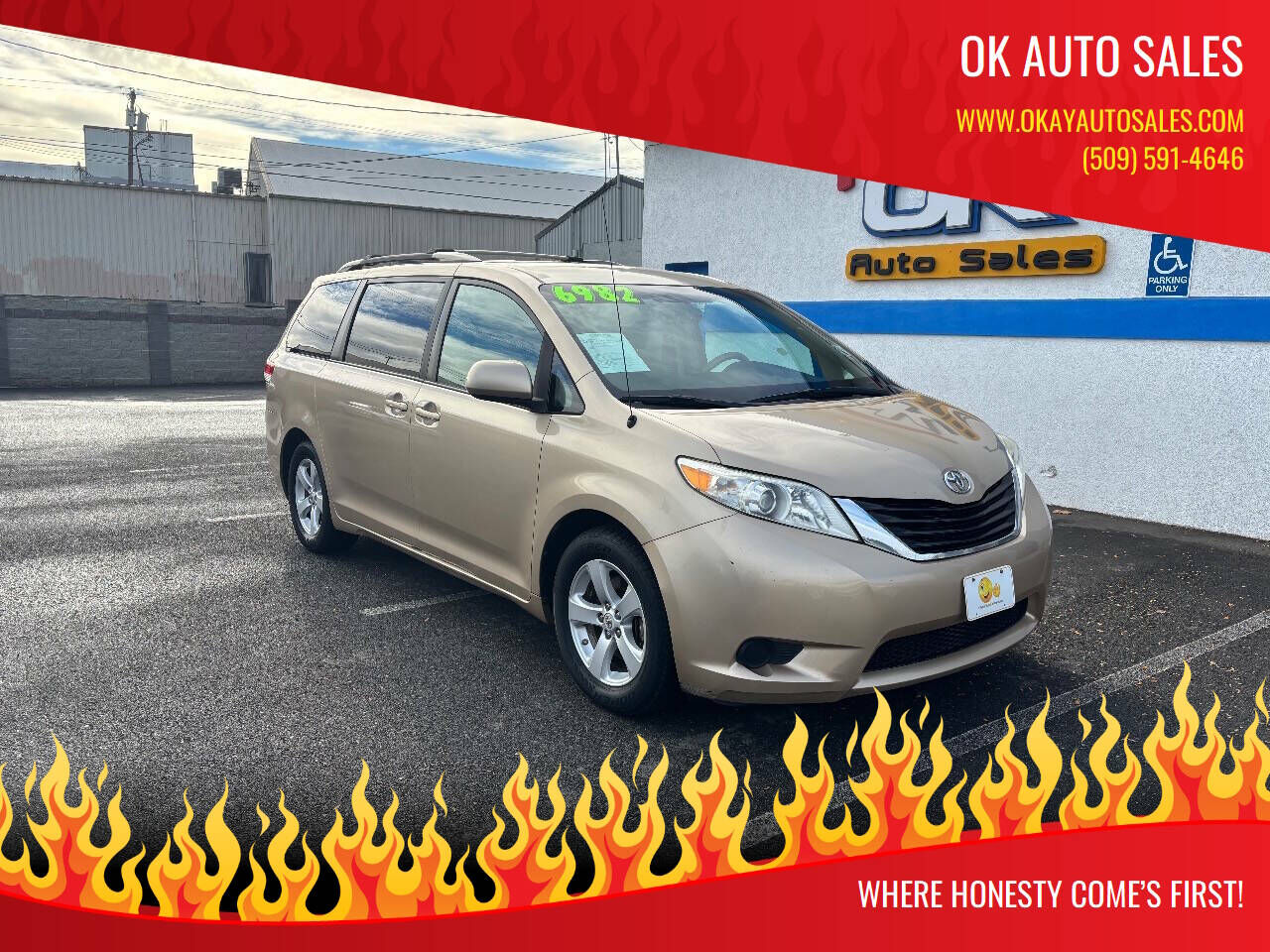 2011 TOYOTA Sienna