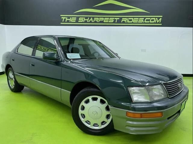 Lexus LS