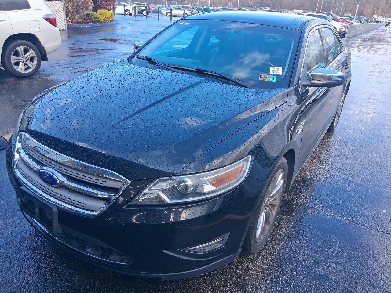 Ford Taurus