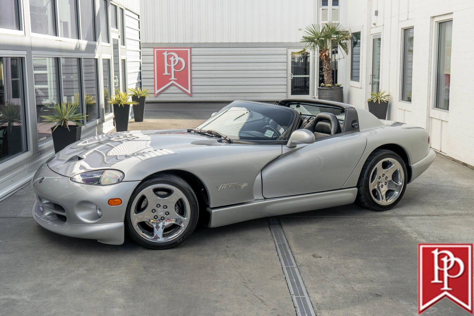 Dodge Viper