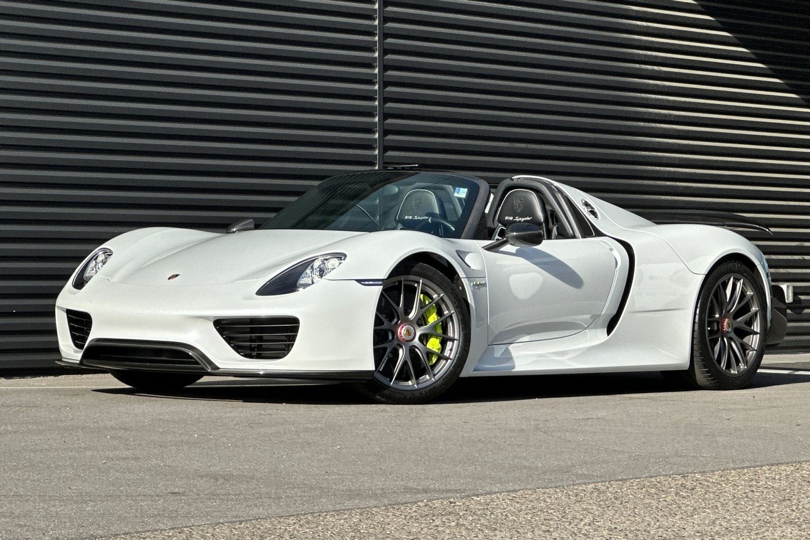 Porsche 918