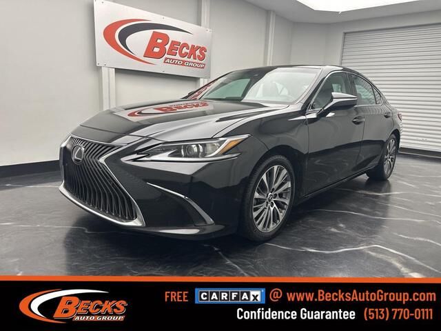 2019 LEXUS ES