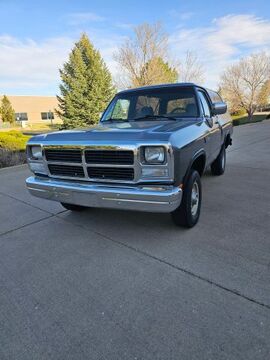 Dodge Ramcharger