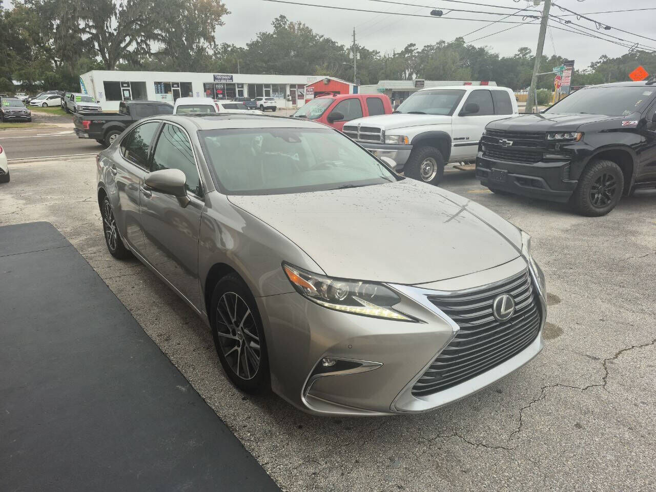 2016 LEXUS ES