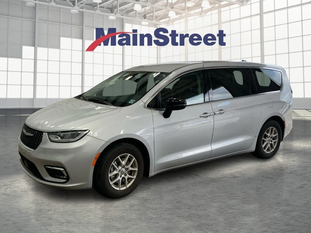 2024 CHRYSLER Pacifica