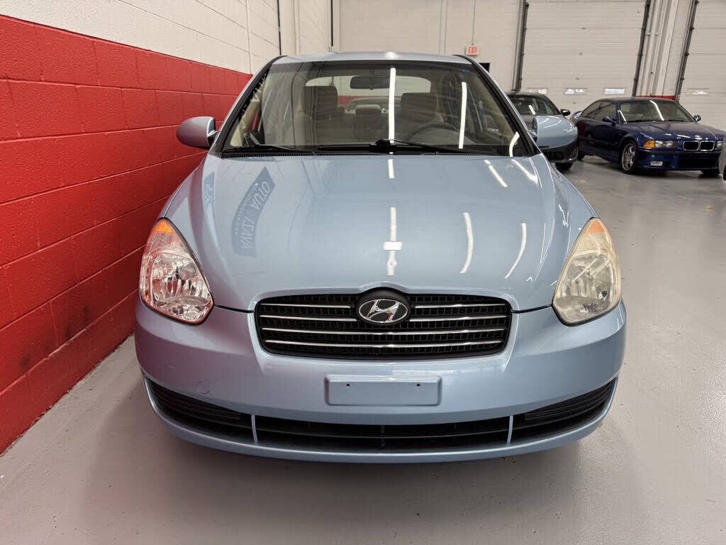2009 HYUNDAI Accent