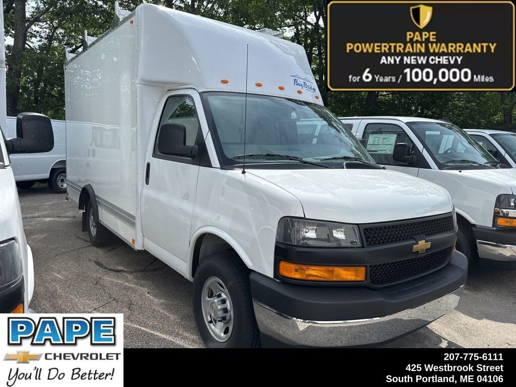 2025 CHEVROLET Express