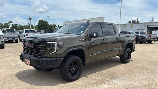 2023 GMC Sierra