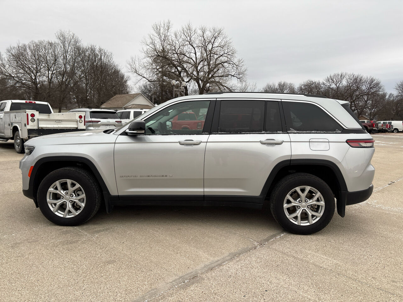 2024 JEEP Grand Cherokee