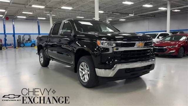 2025 CHEVROLET Silverado