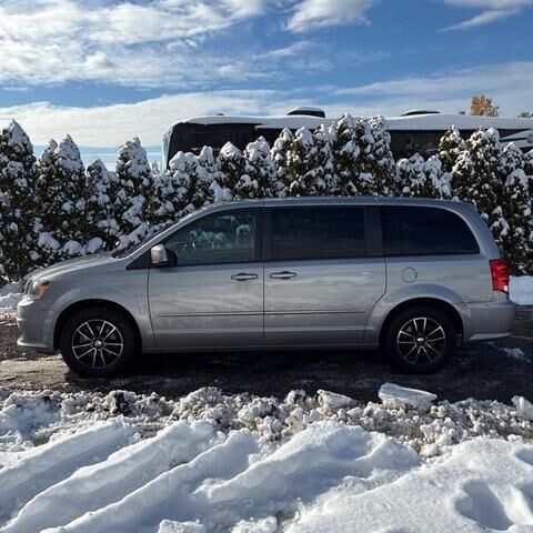 2017 DODGE Grand Caravan