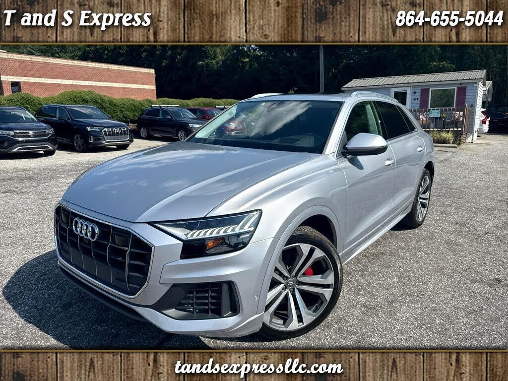 2019 AUDI Q8