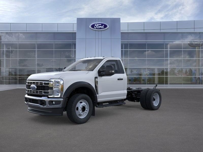 2025 FORD F-550
