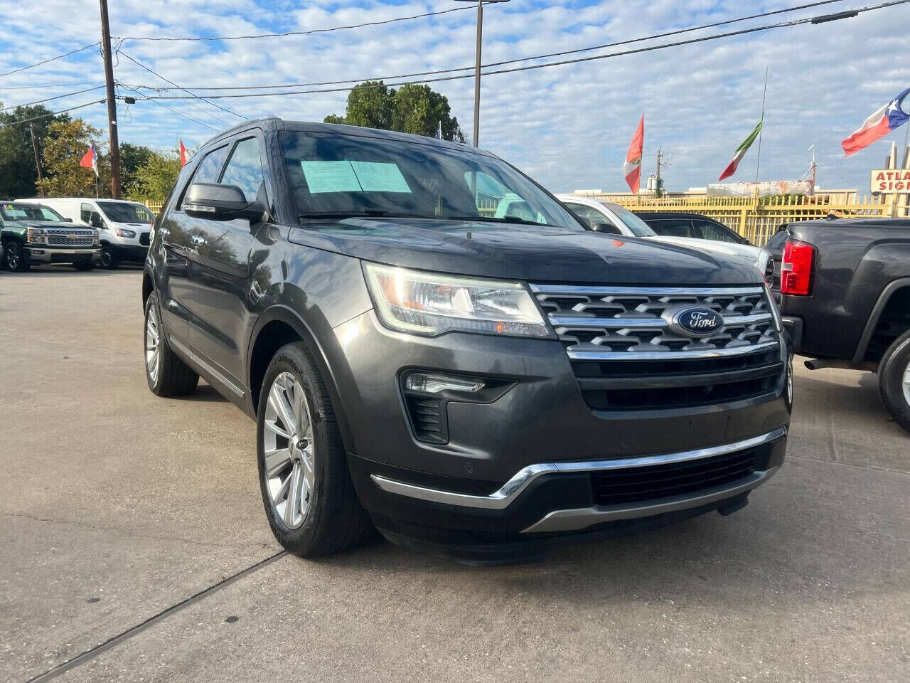2019 FORD Explorer