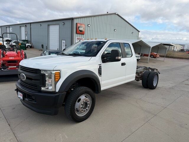 2017 FORD F-450