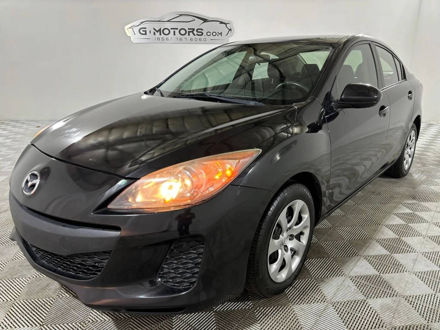 2013 MAZDA Mazda3