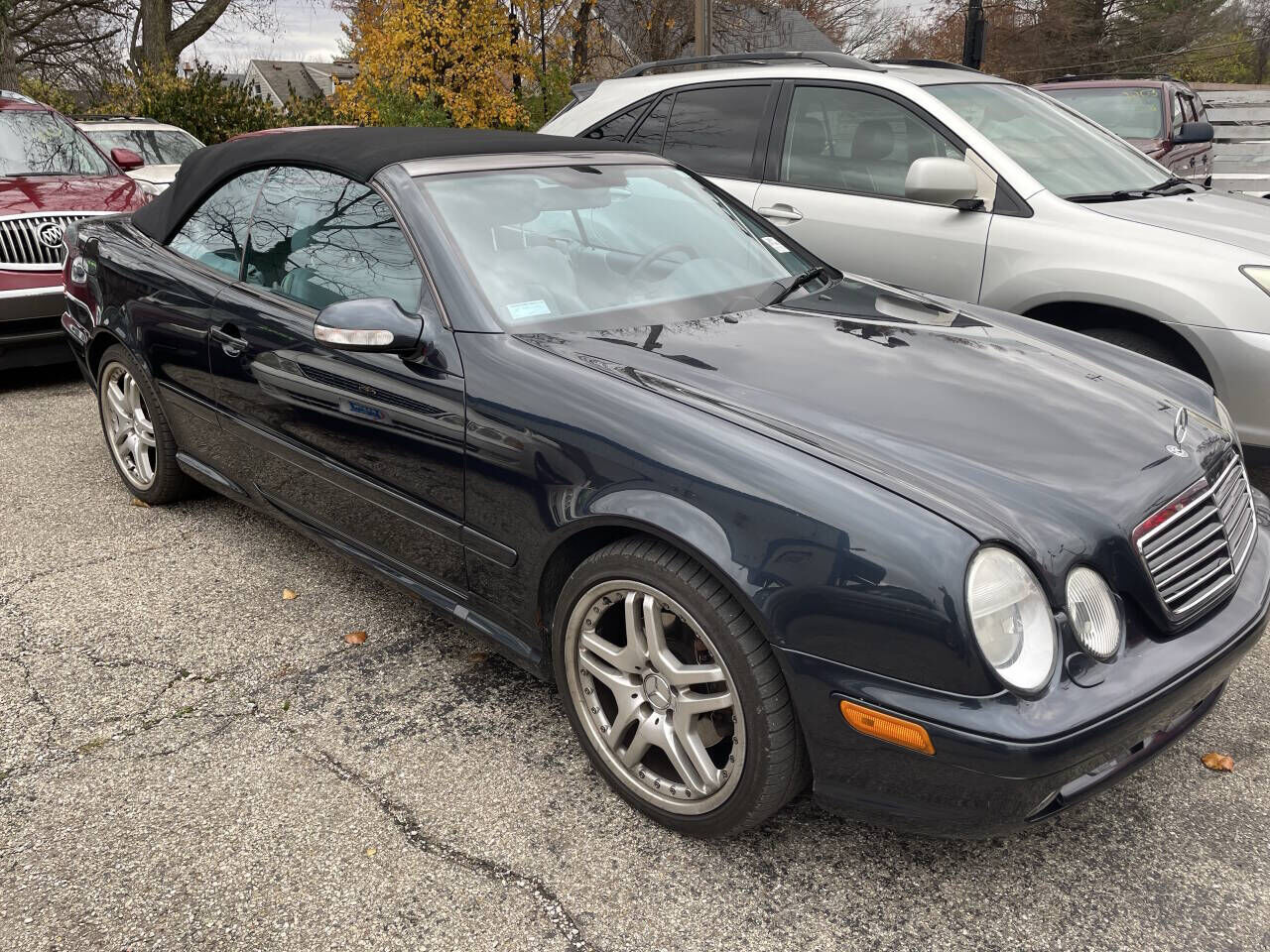 2001 MERCEDES-BENZ CLK-Class