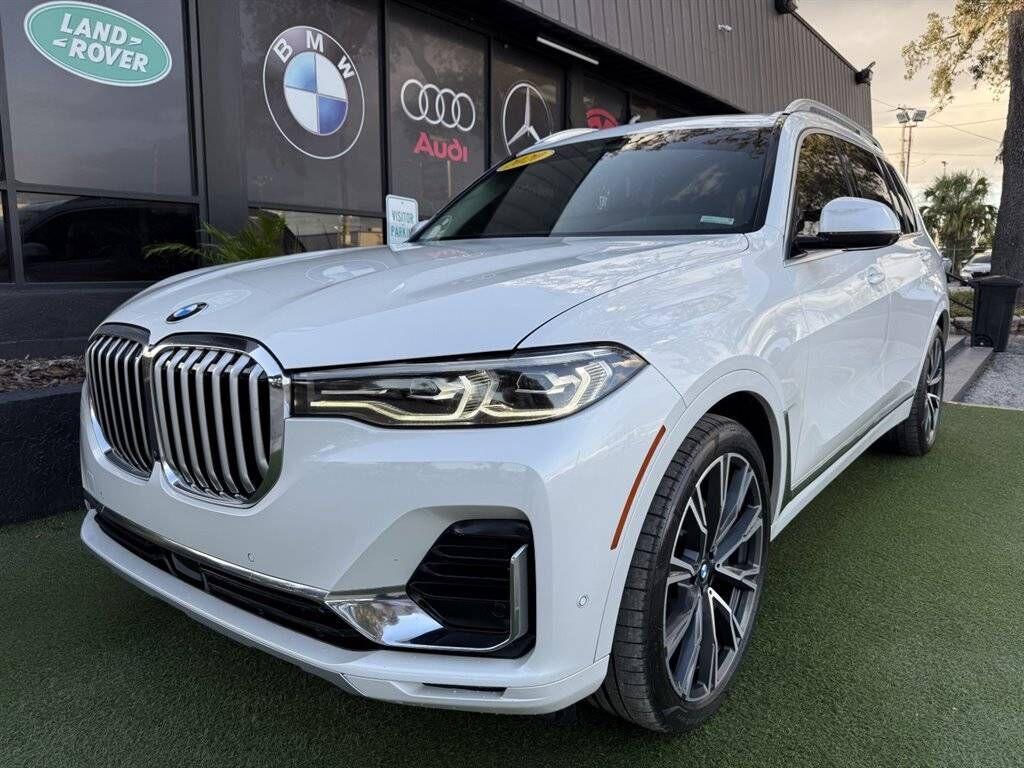 2020 BMW X7