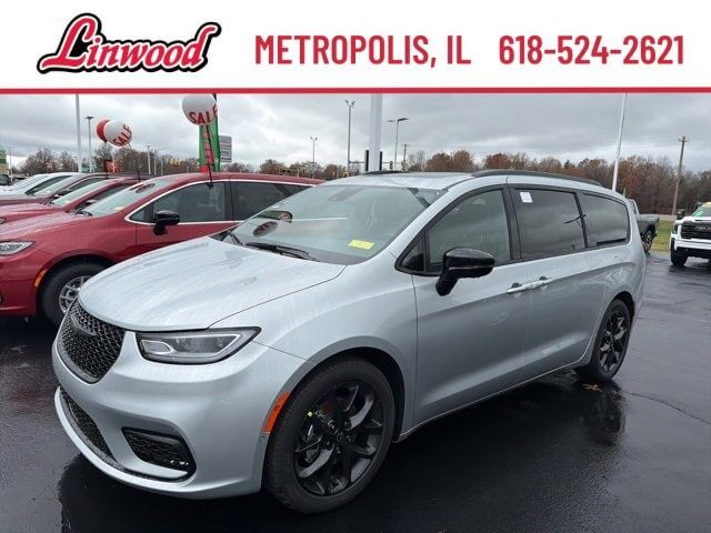 2026 CHRYSLER Pacifica