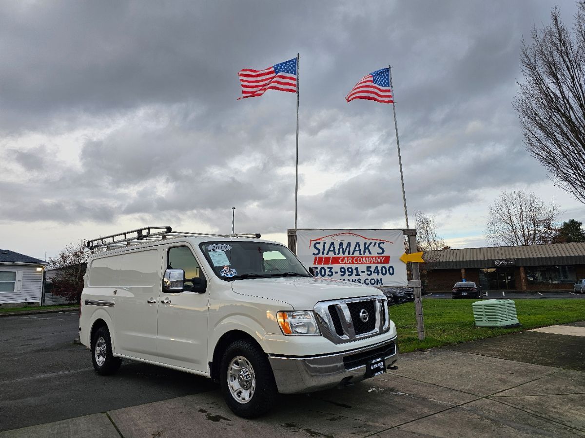 2019 NISSAN NV