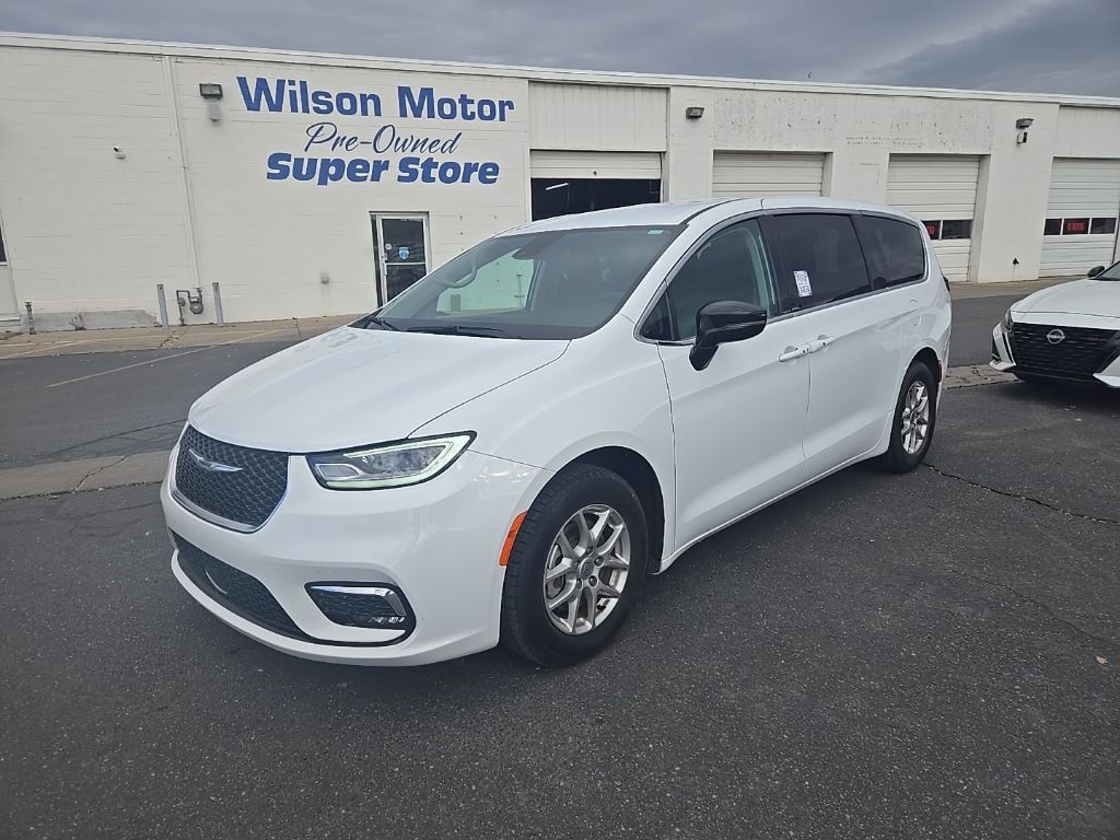 2024 CHRYSLER Pacifica