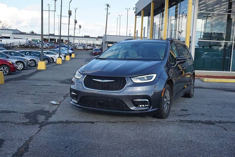 2021 CHRYSLER Pacifica